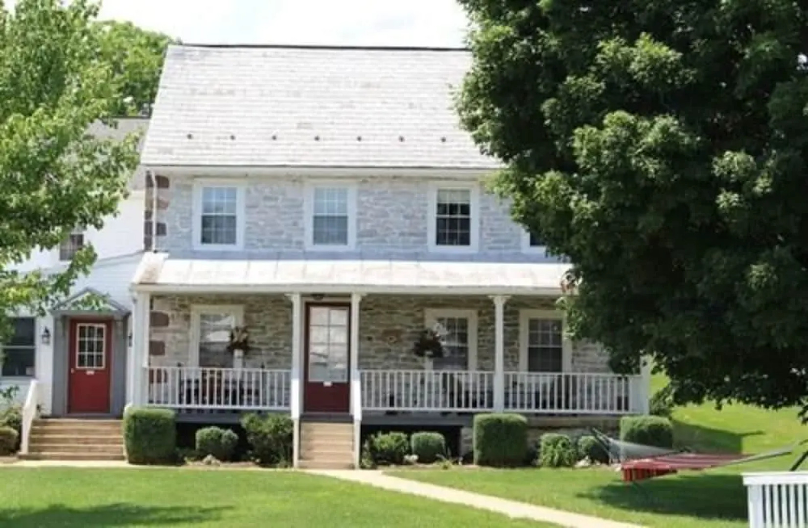 The Hertzog Homestead Bed & Breakfast