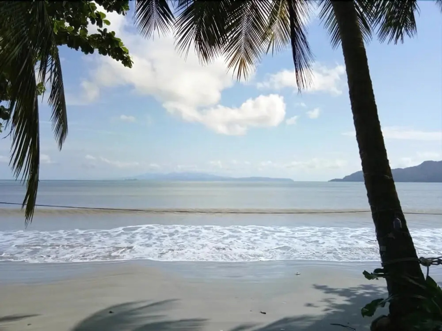 Sky Beach Travel & Hostel