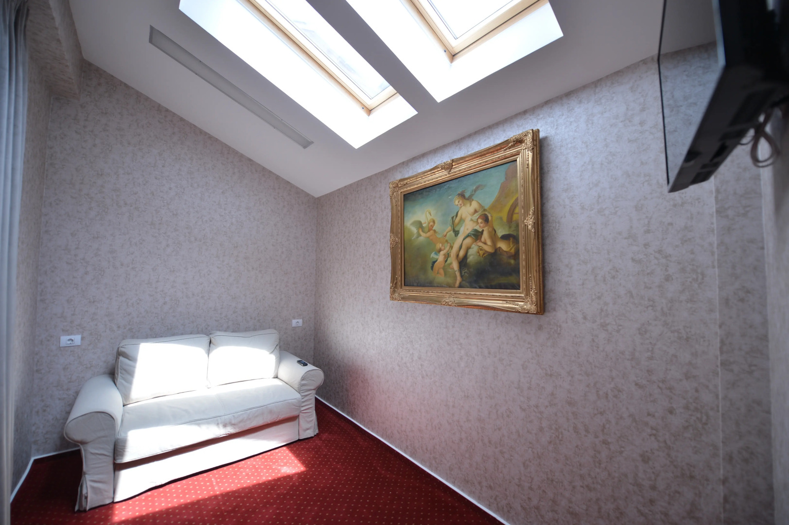 Noblesse Boutique Hotel