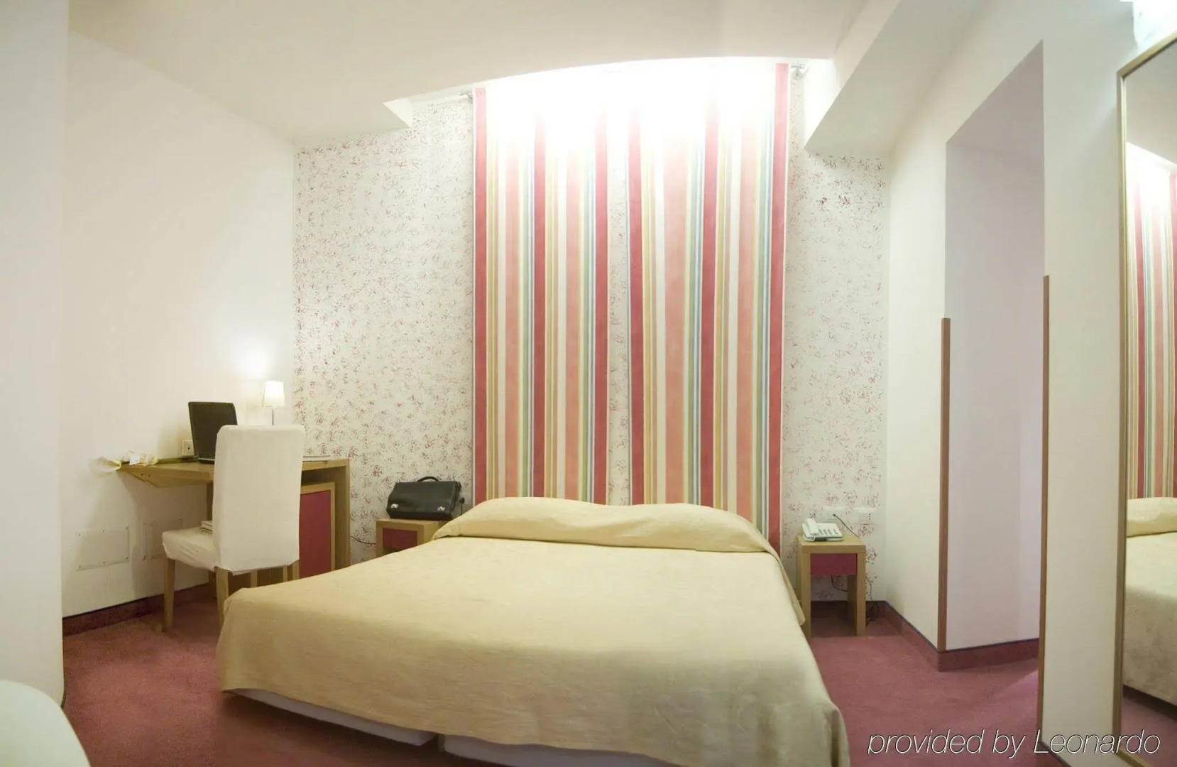 Residenza Domizia- Guest House