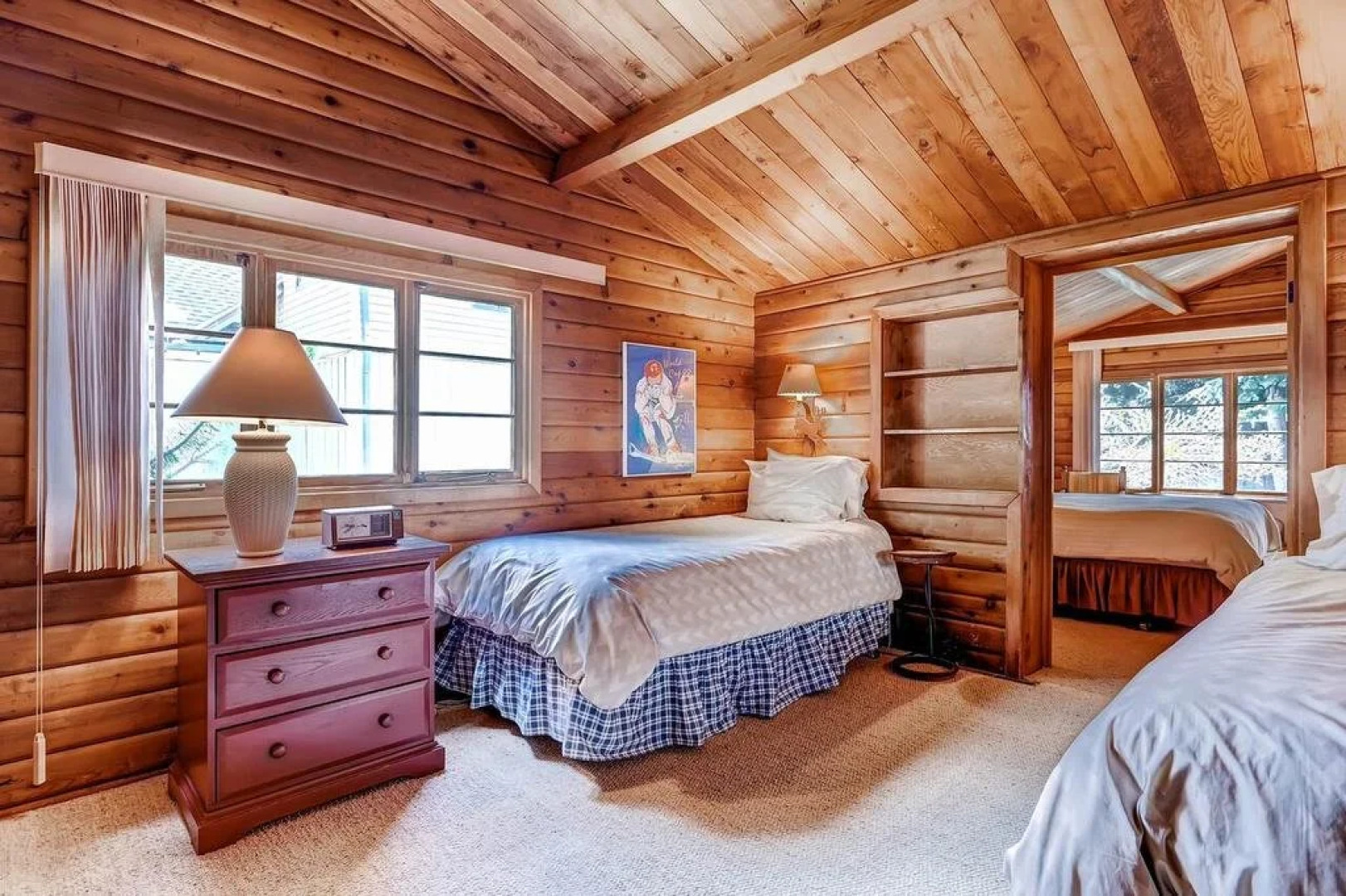 Alm Haus Standard Downtown Private Home by McCartney