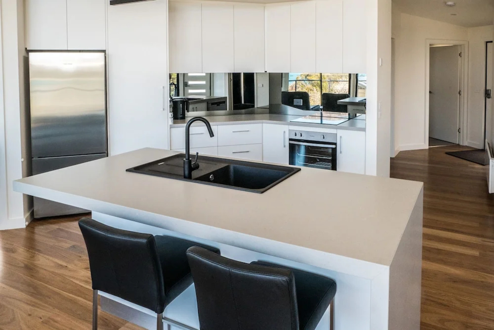 Freycinet On The Bay