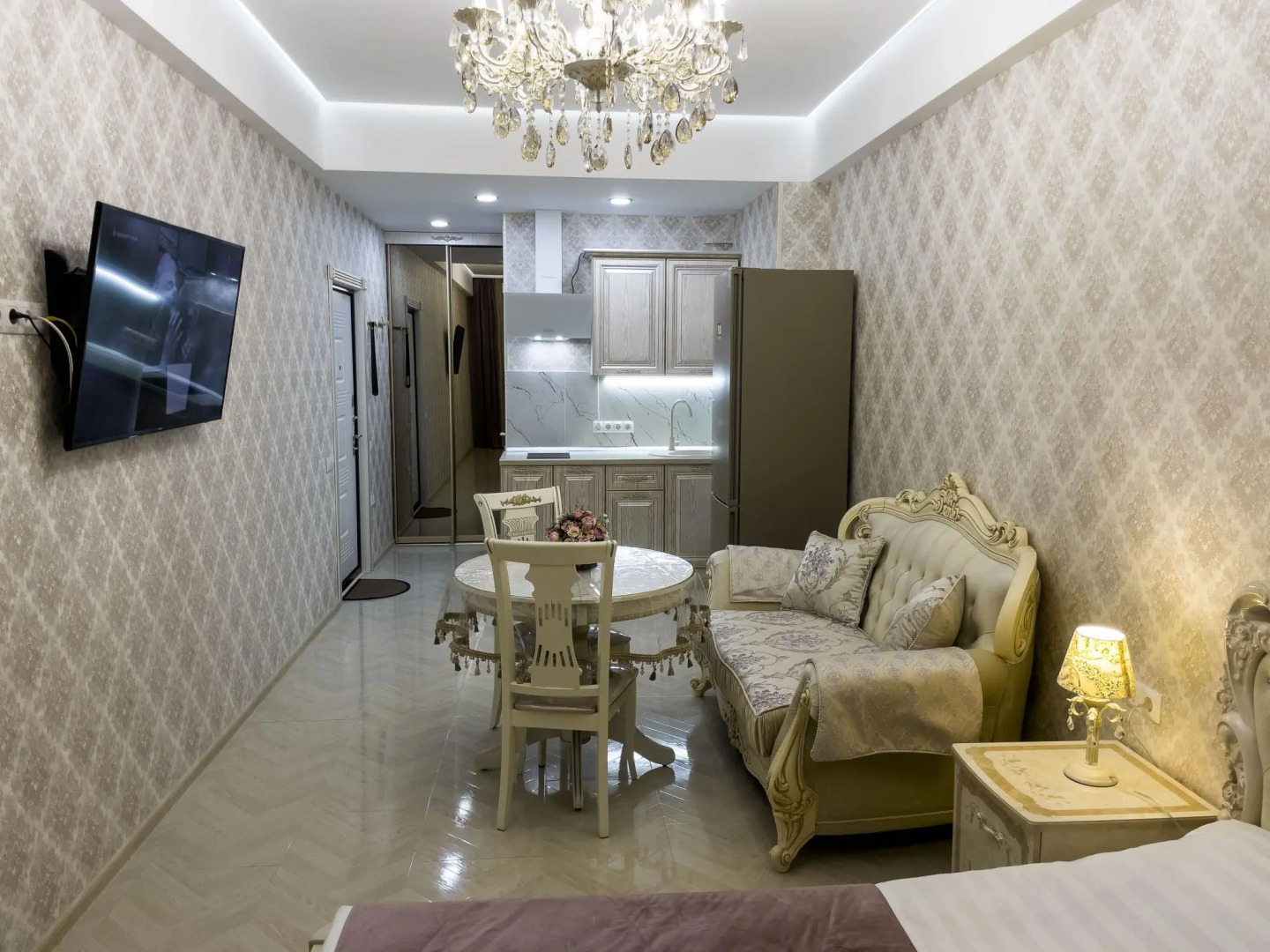 Апартаменты на улице Декабристов 36 корпус 1 (73/1)