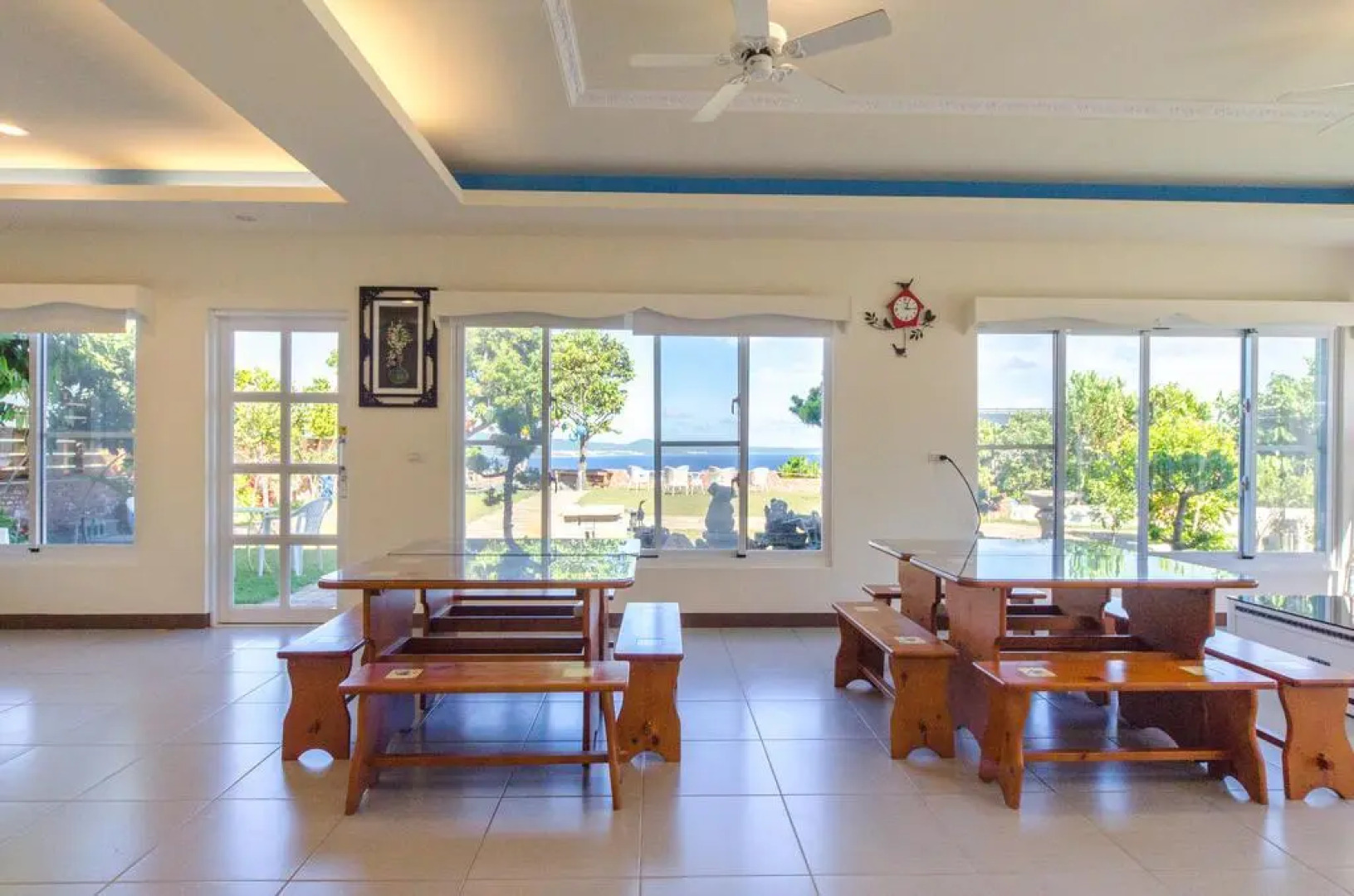 Starry Sky and Sea View B&B