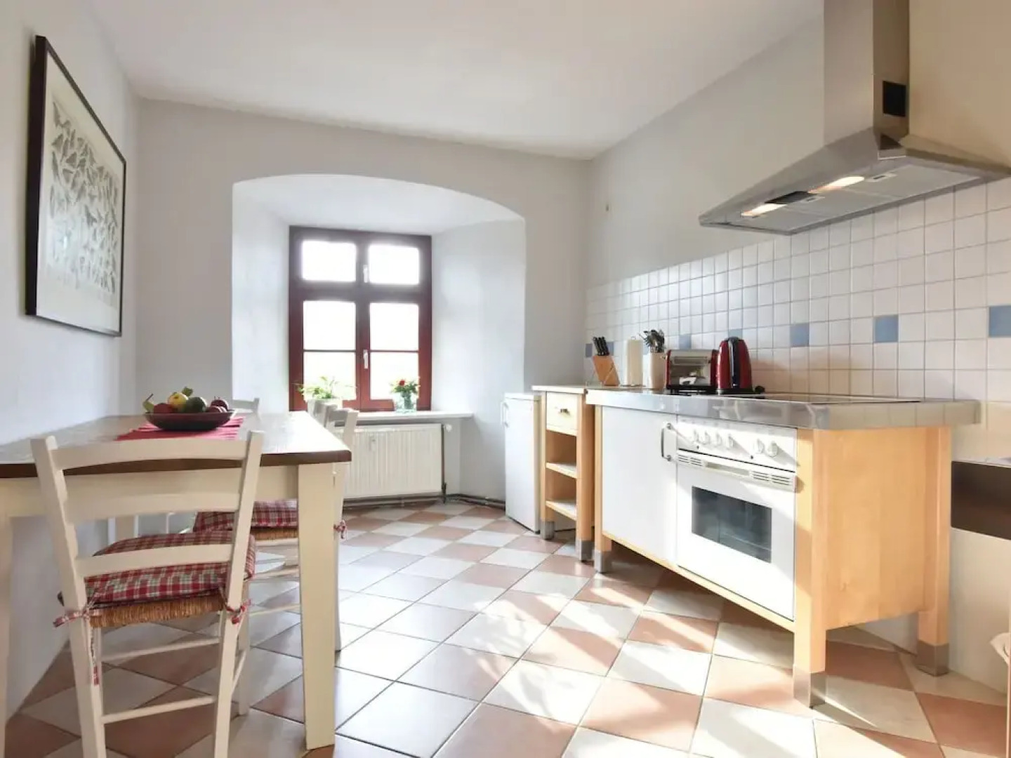 Grand Apartment in Satow with Garden