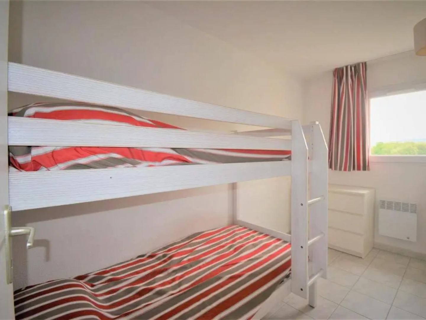 Maison Salavas, 3 pièces, 6 personnes - FR-1-382-136