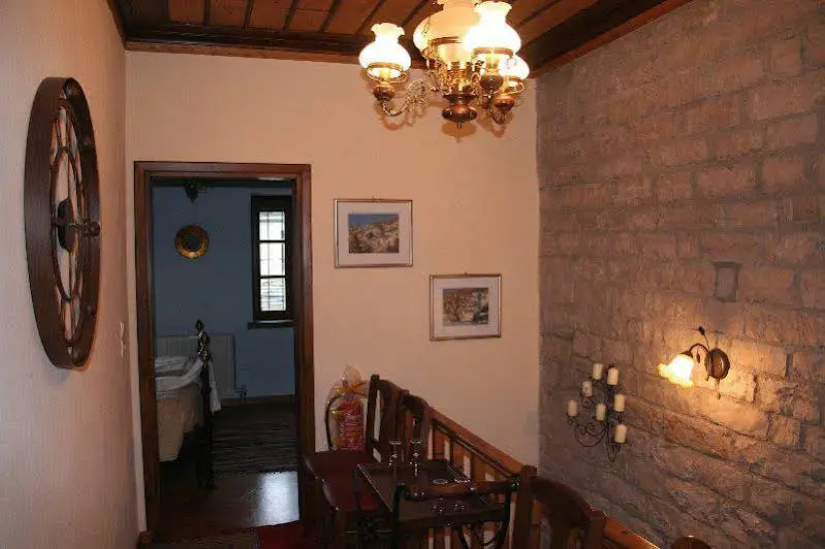 Nikolas Guesthouse