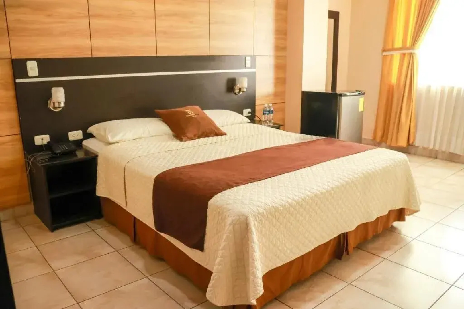 Hotel Golden Vista