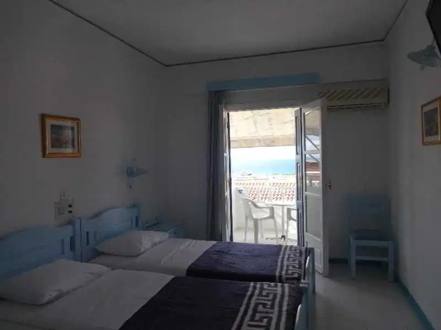 Remezzo Hotel & Studios