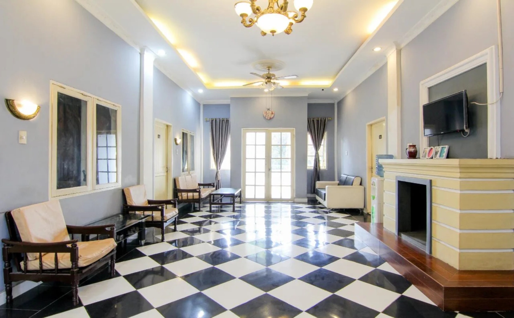 Trans Bandara Residence by ZUZU