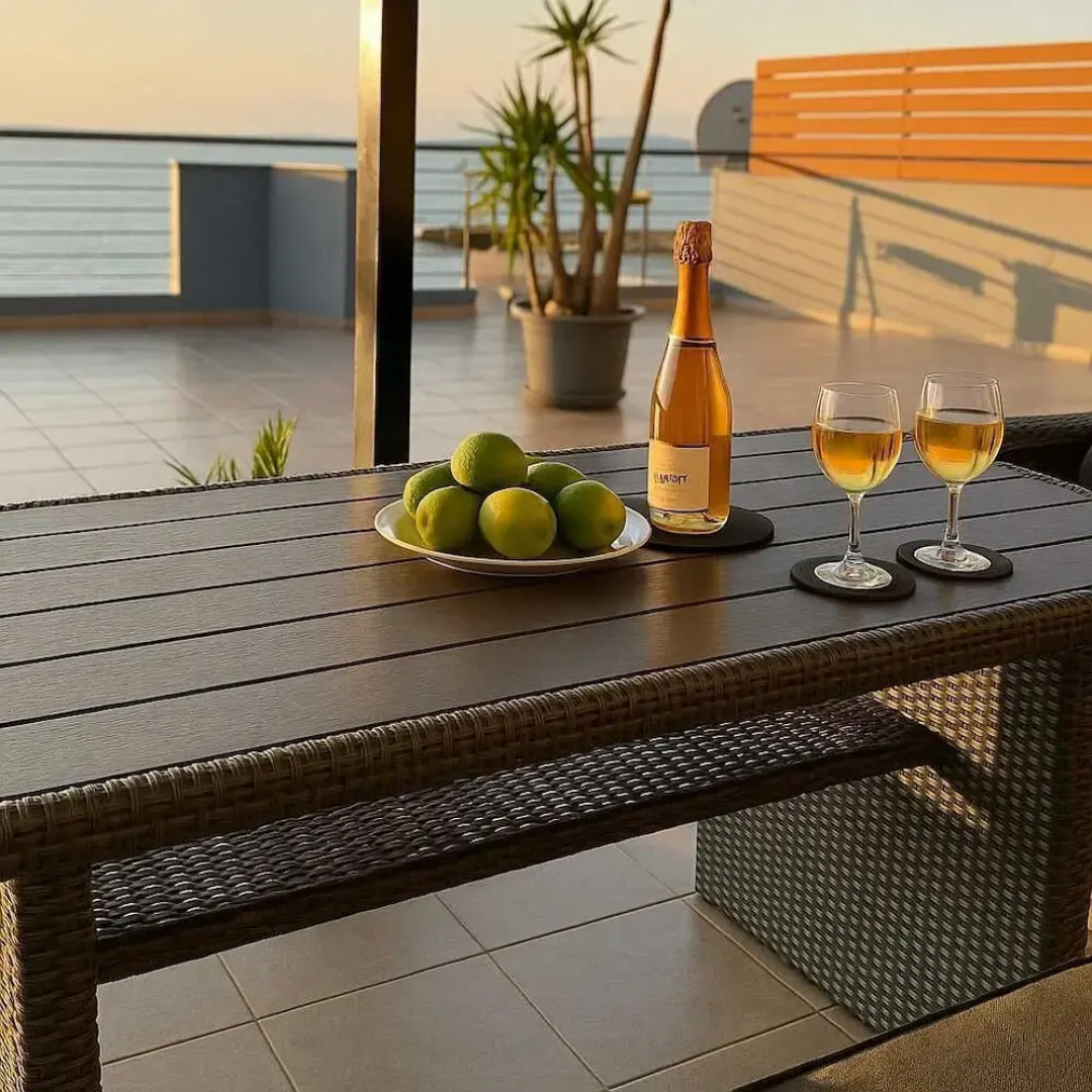 Panoramic Seaview Blue Nest - Stylish Getaway