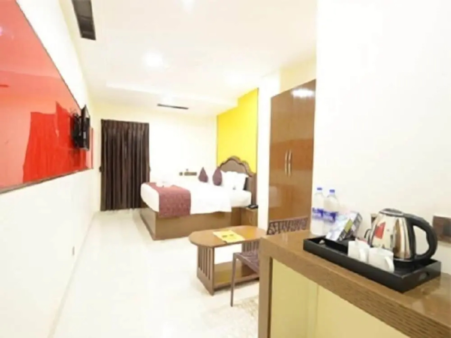 Hotel Ramraj Regency