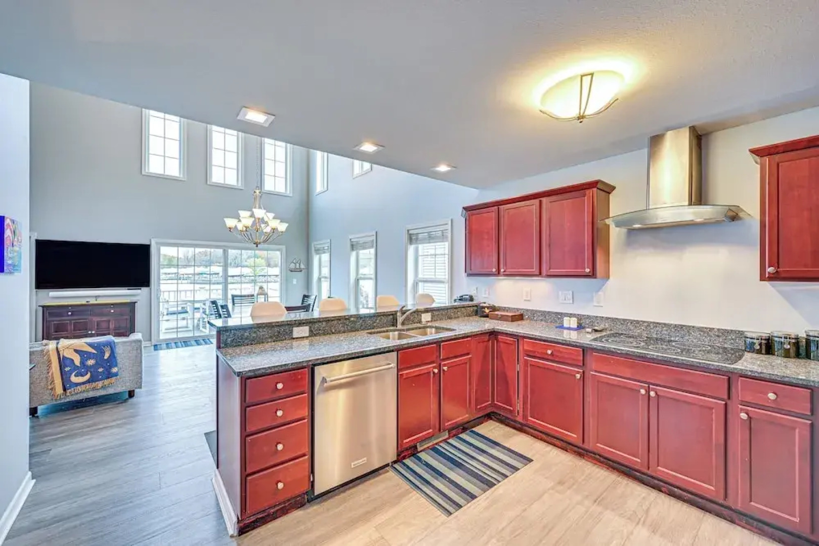 St Joseph River, Lake Michigan Access: Luxury Home