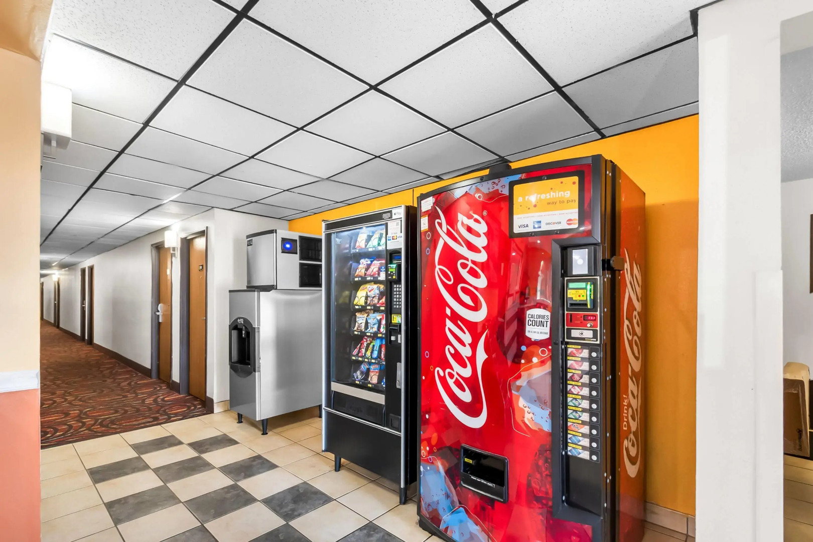 Super 8 by Wyndham Dumfries/Quantico