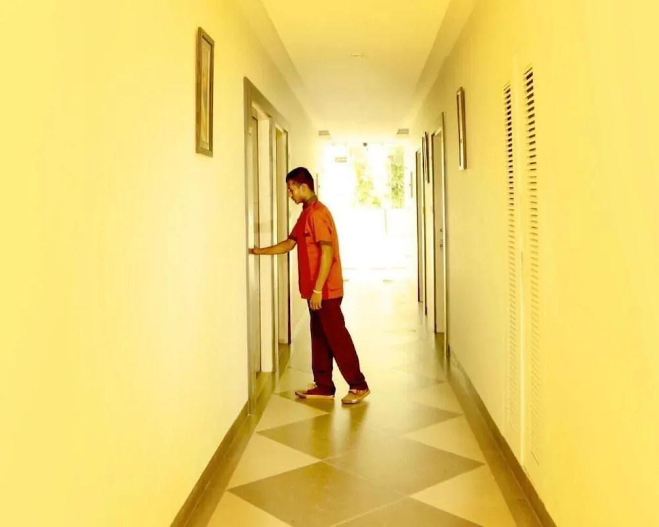 Hotel Kanishk