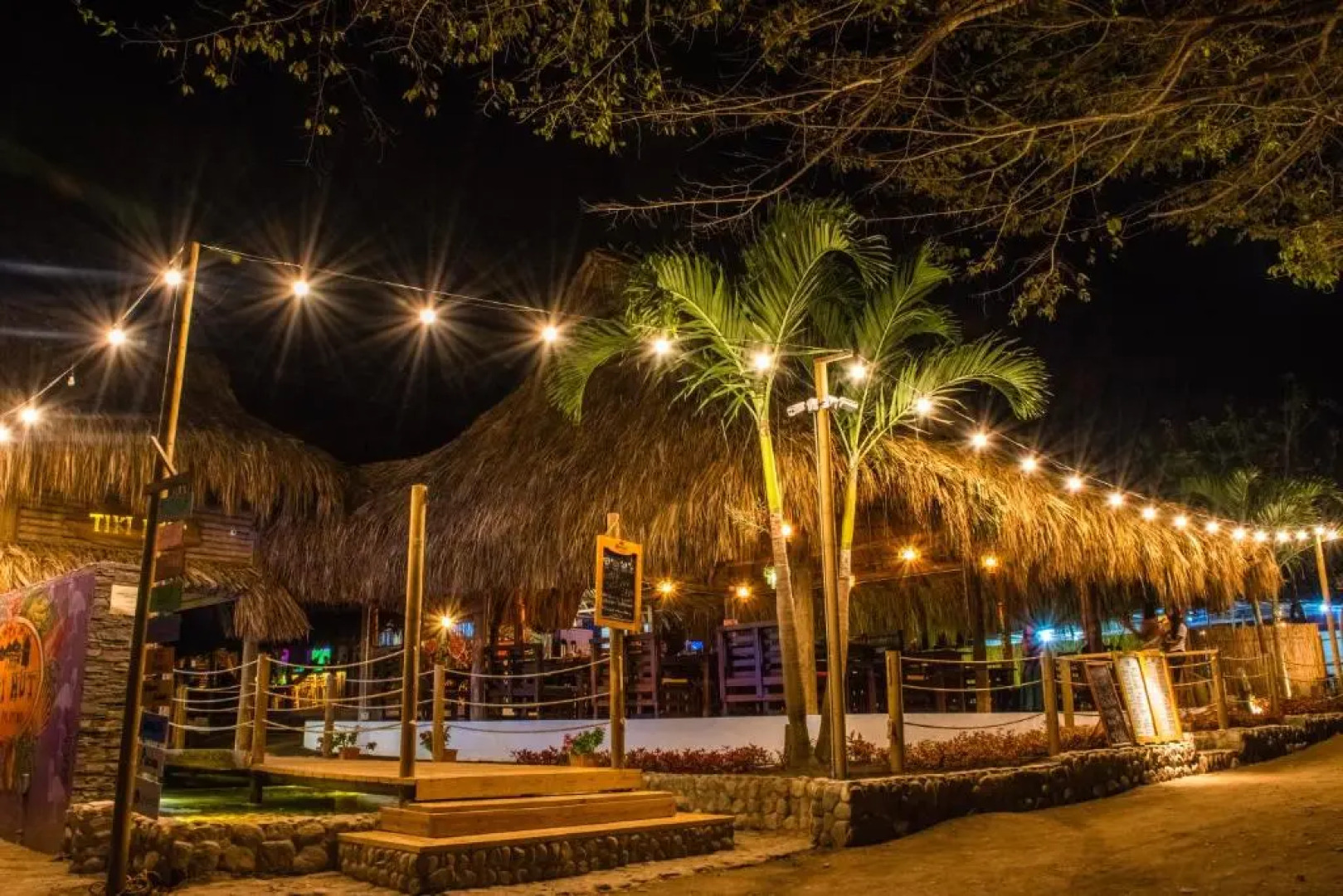 Tiki Hut Hostel Palomino