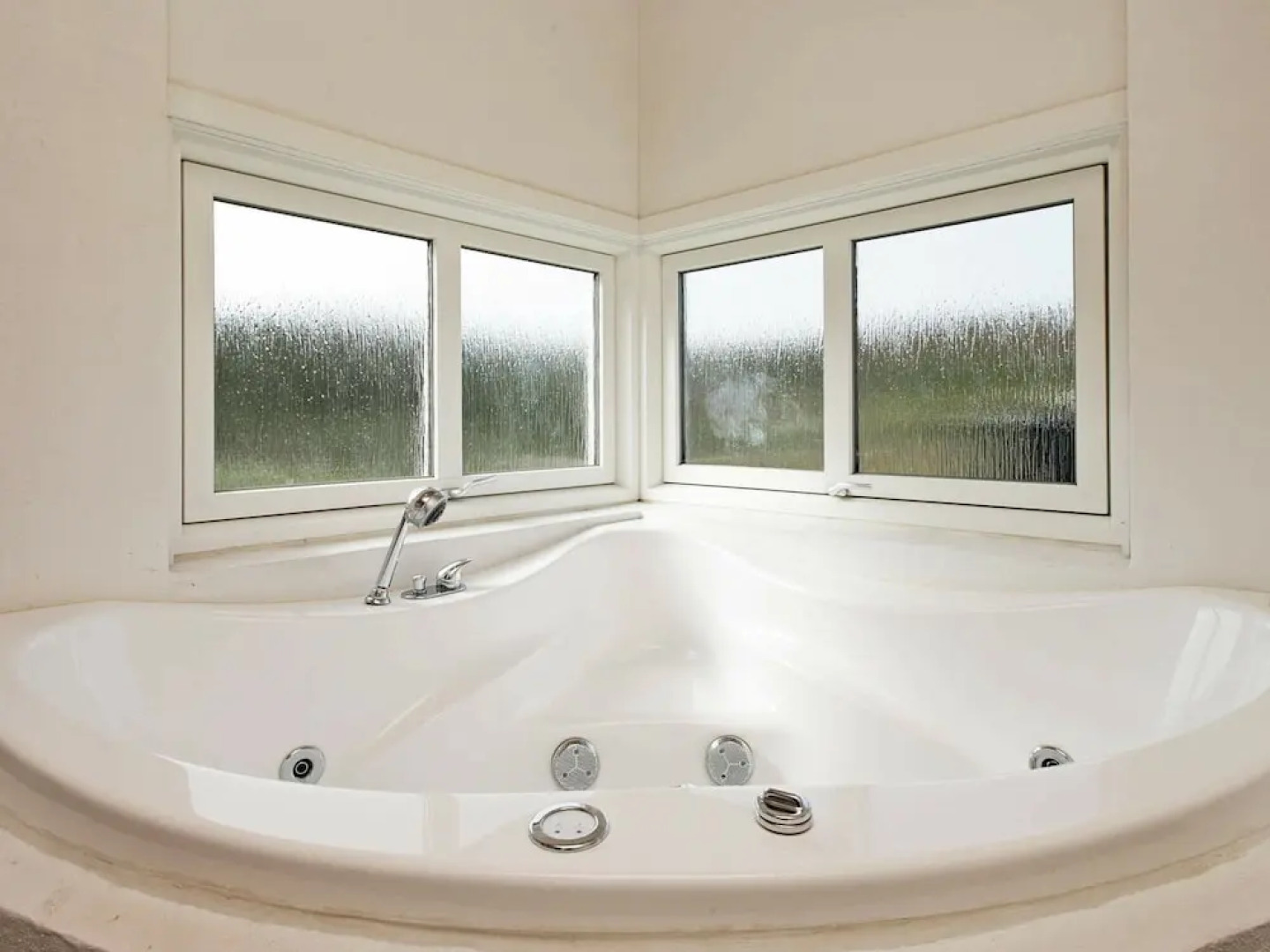 Henne Strand Bed and Breakfast