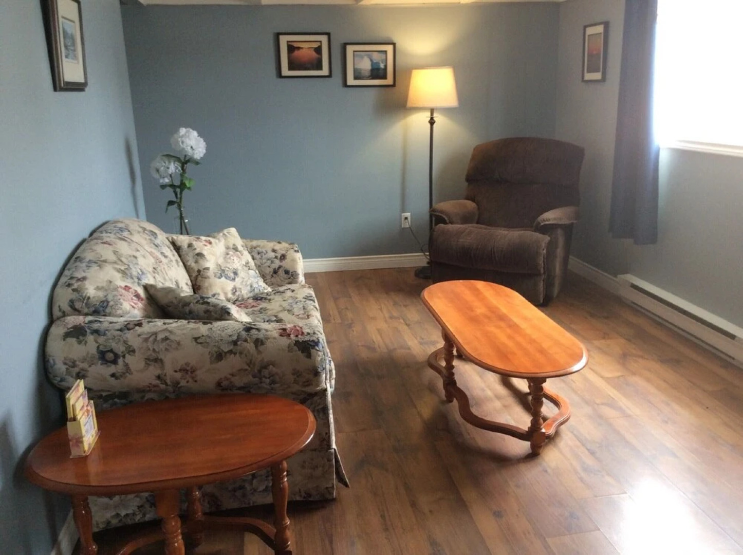 Hillside Vacation Rental 74 Main