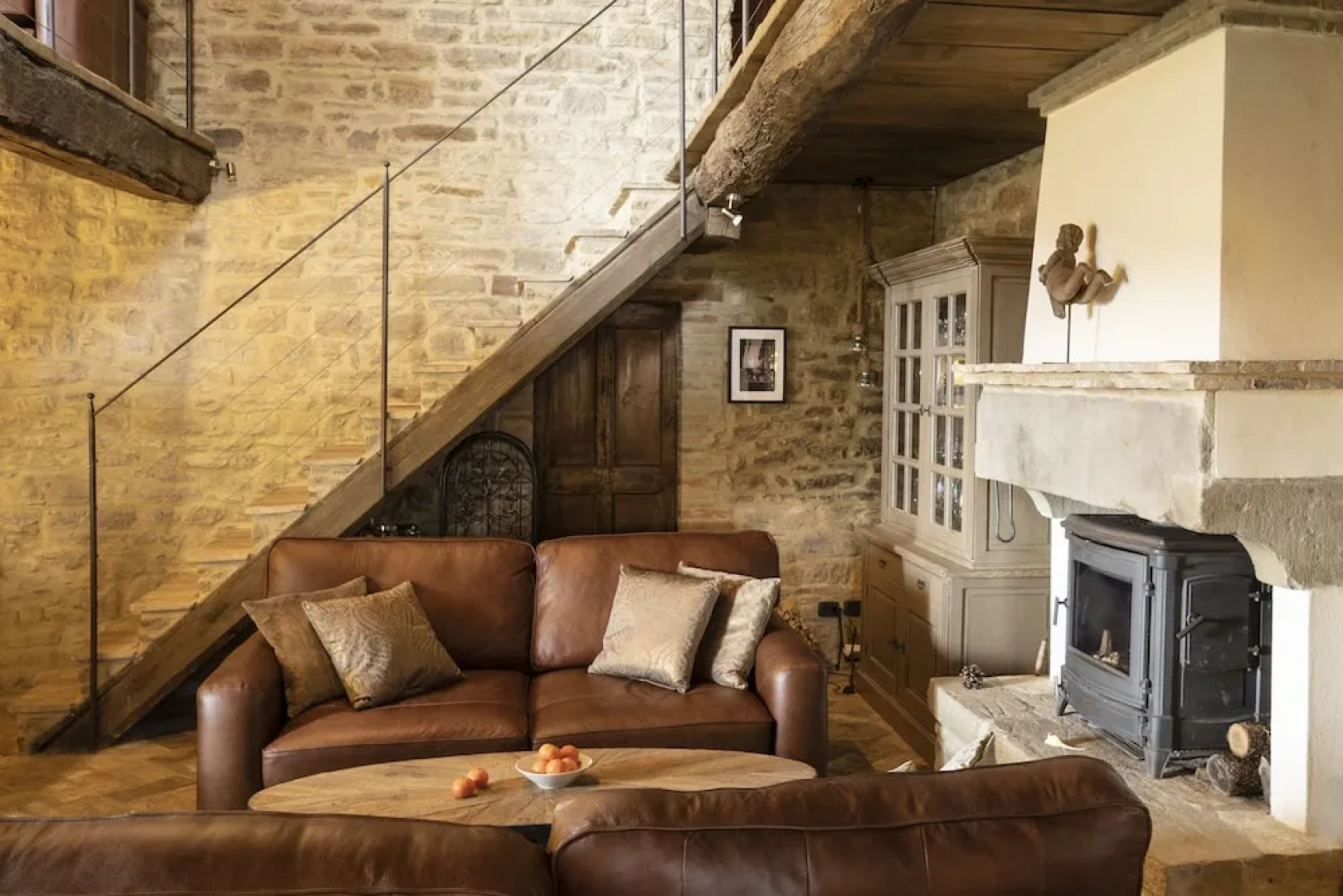 Umbrian Villa Retreat in Pietralunga With a Pool