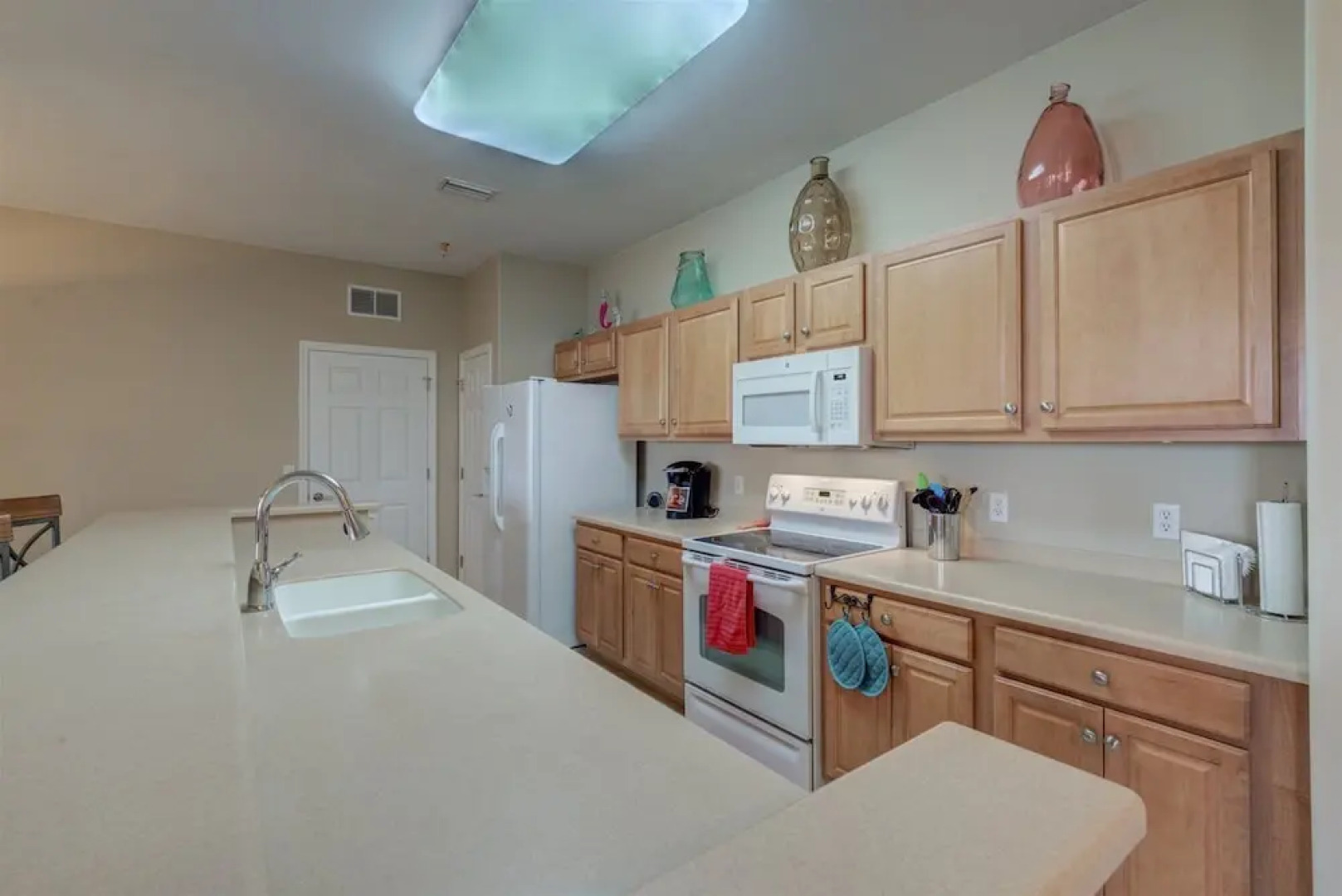 Majestic Palms Condo