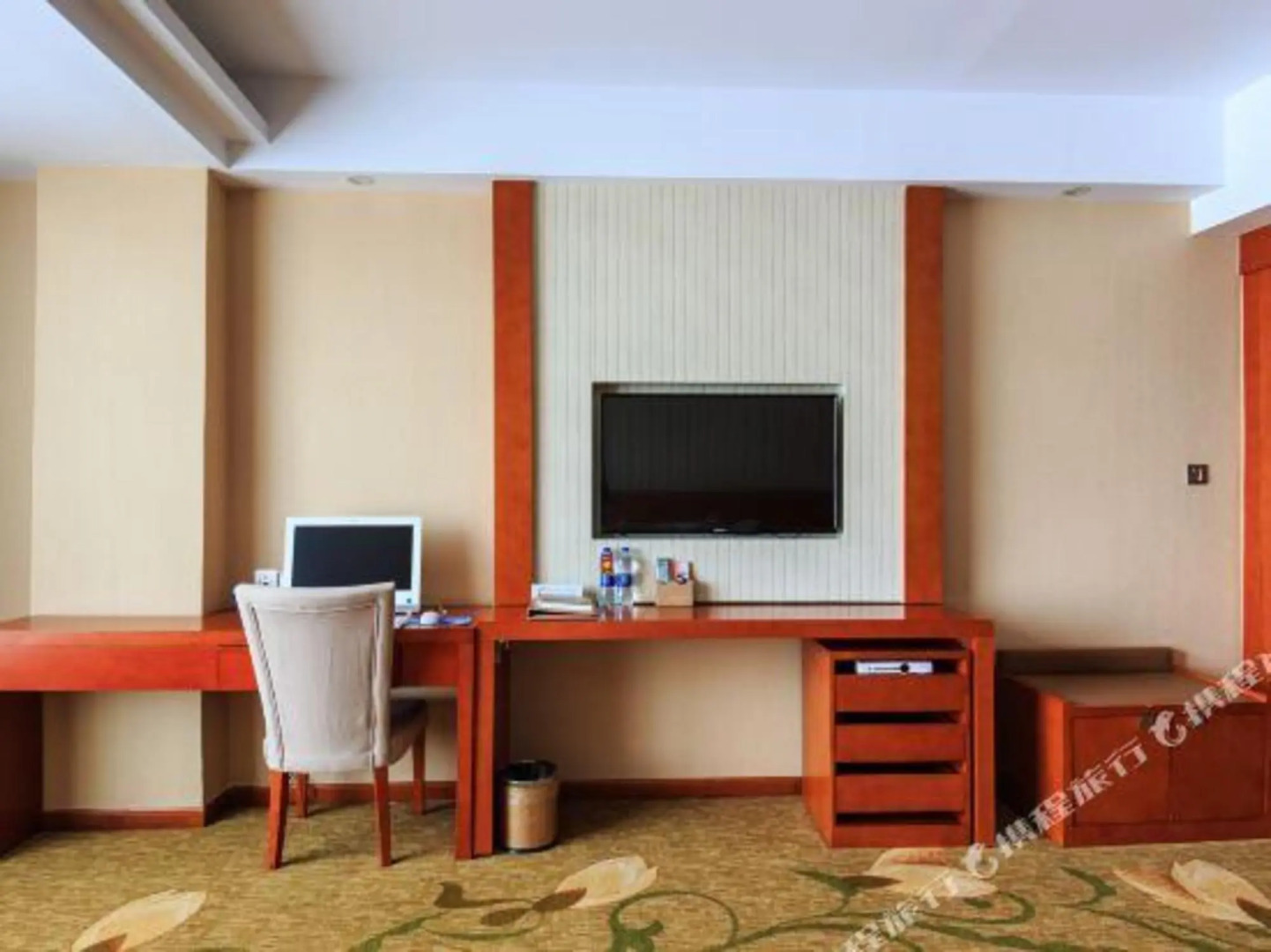 Yuanjiang International Hotel