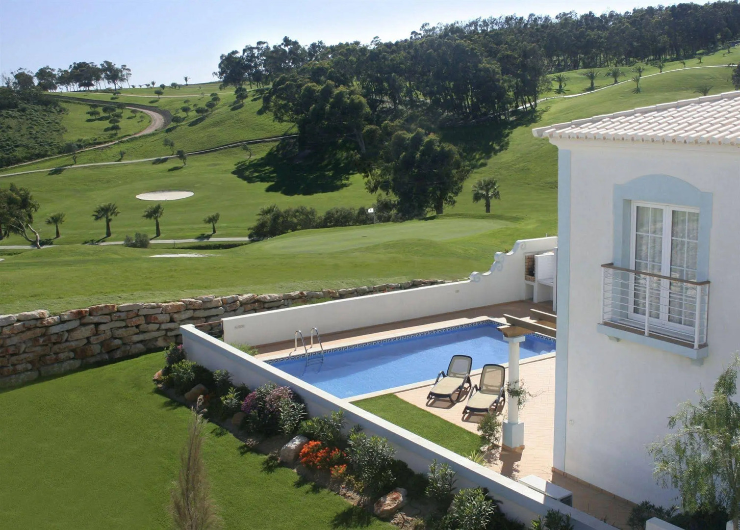 Quinta da Encosta Velha Golf & Leisure Village