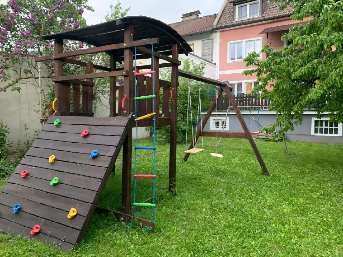 Kirschbaum Apartment