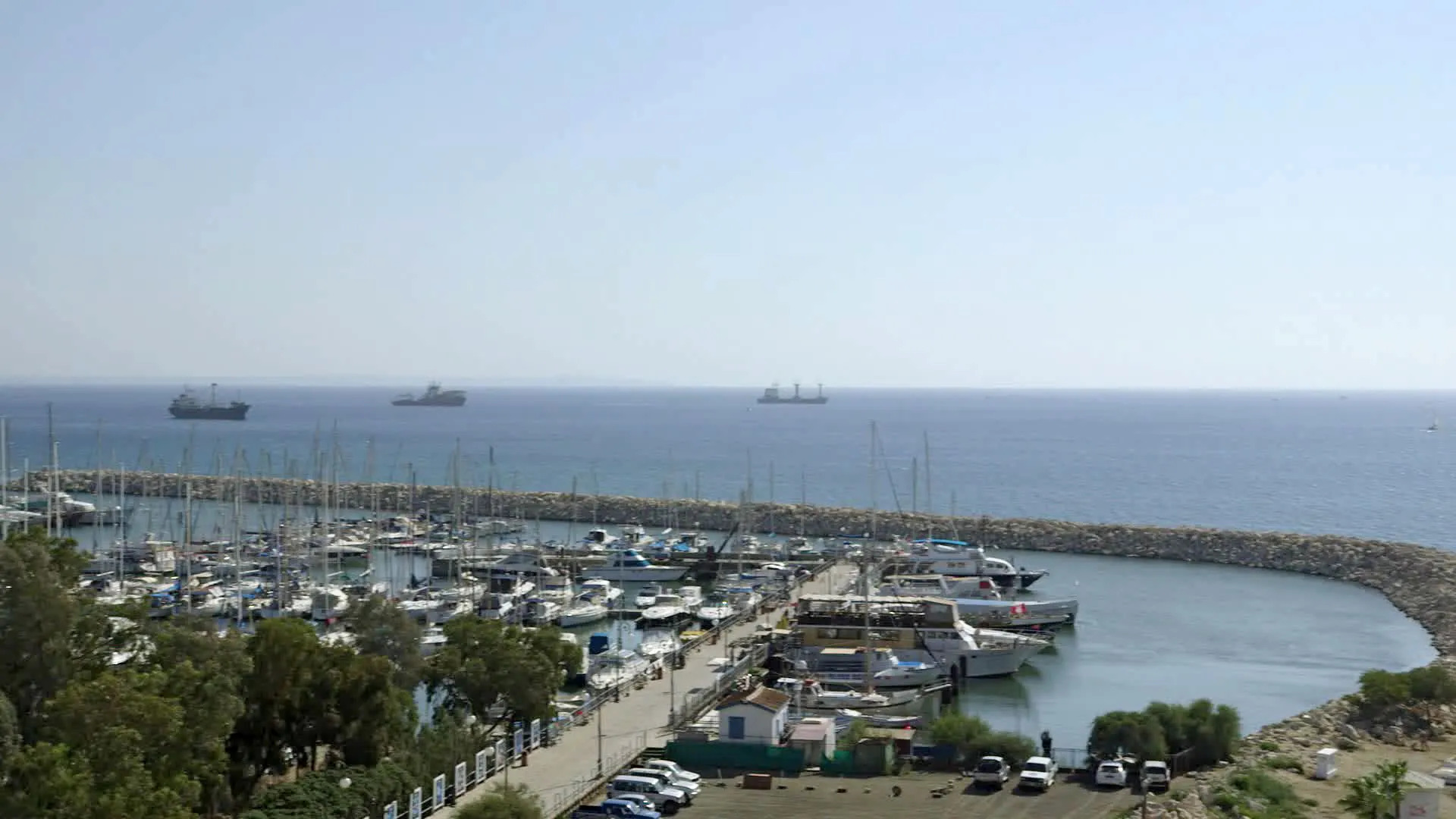 Sun Hall Beach Hotel Apts.