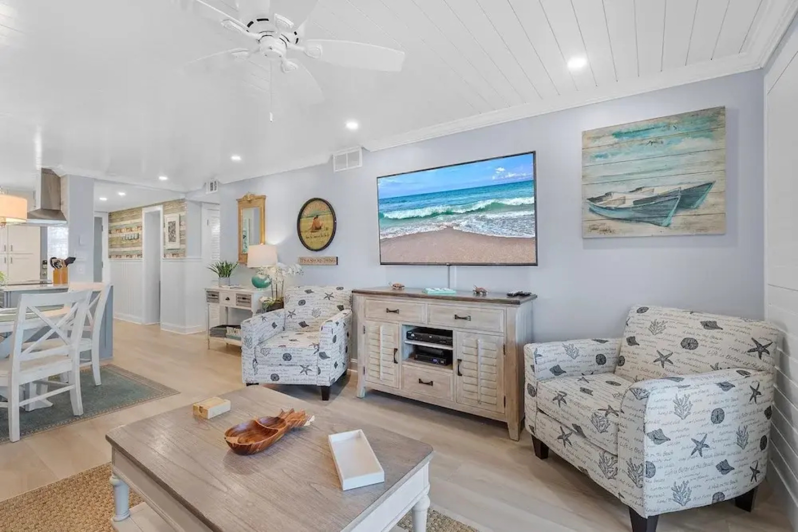 Sea Coast Gardens II 402