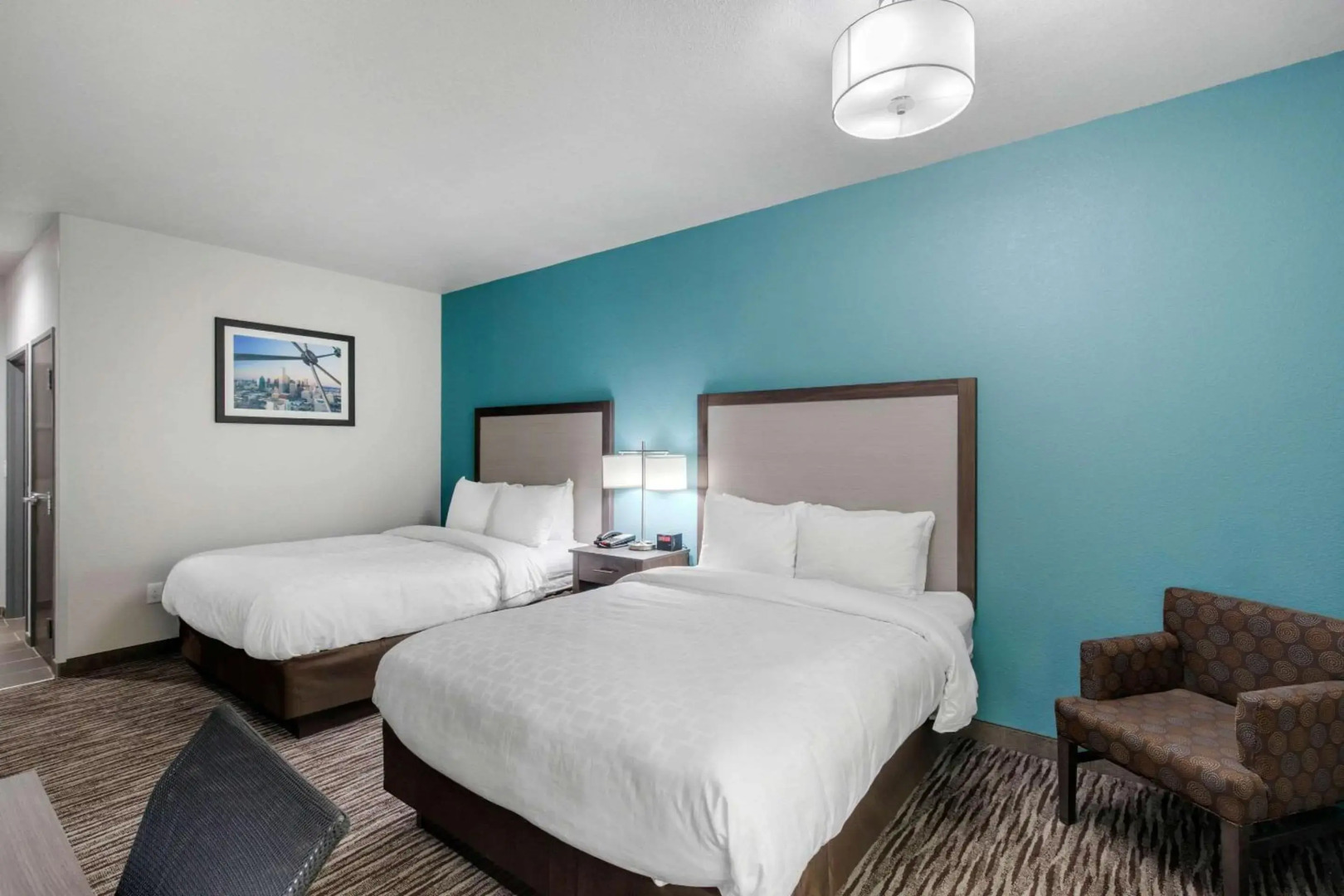 Clarion Inn & Suites DFW North
