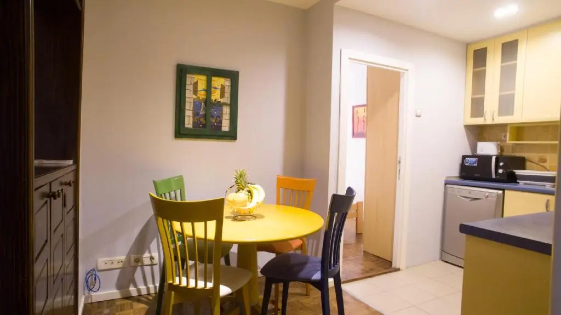 True Color Apartment