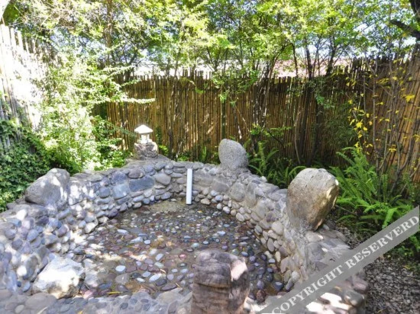 Yingyuetan Hotspring Hotel