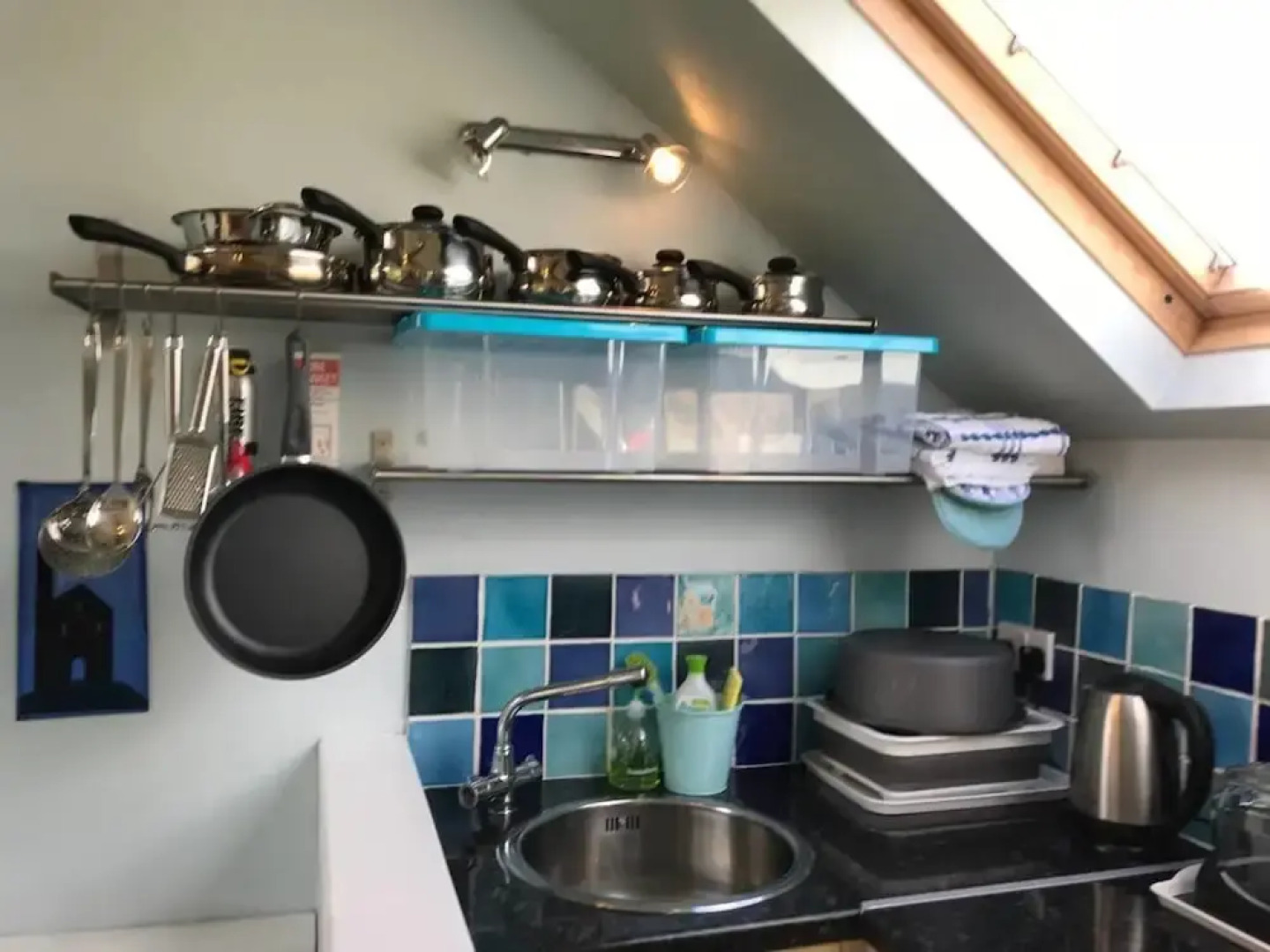 1-Bed Apartment Sleeps 2 - Patio -Bbq - Hot Tub