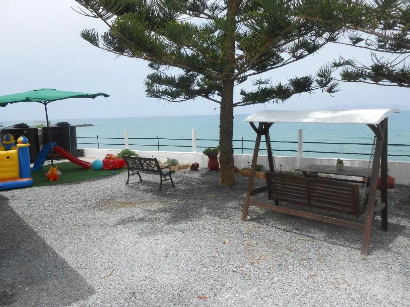 Frosso's Sea Apartments