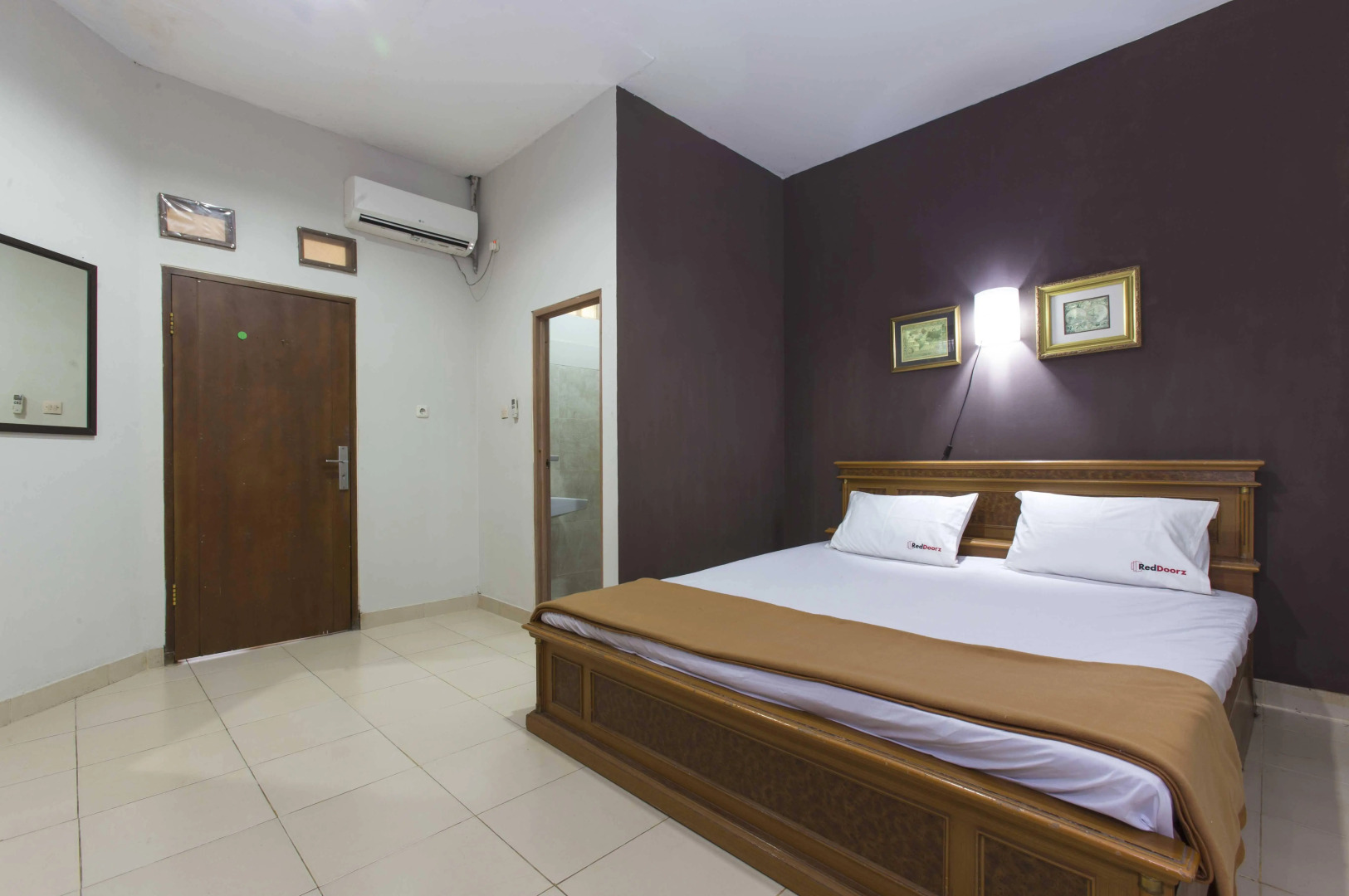 RedDoorz @ Pondok Pinang 2