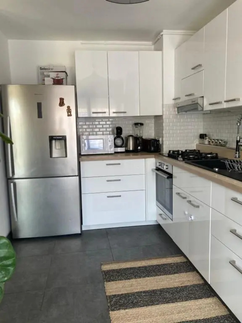 Comfy flat 7 min away from Disney