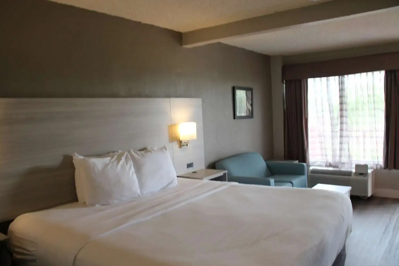 Boca Suites Deerfield Beach, SureStay Collection by BW