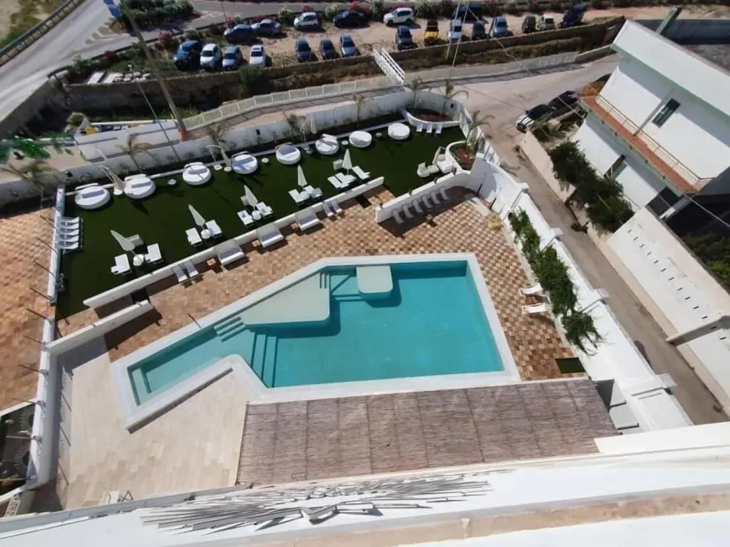 Bianco Riccio Suite Hotel