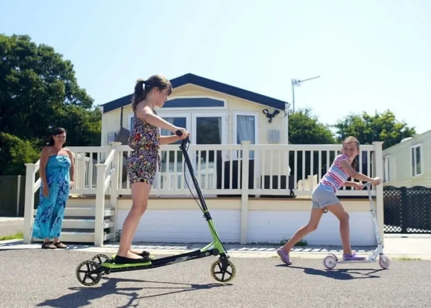 Whitstable Caravan - 5 Minutes Away From the Beach