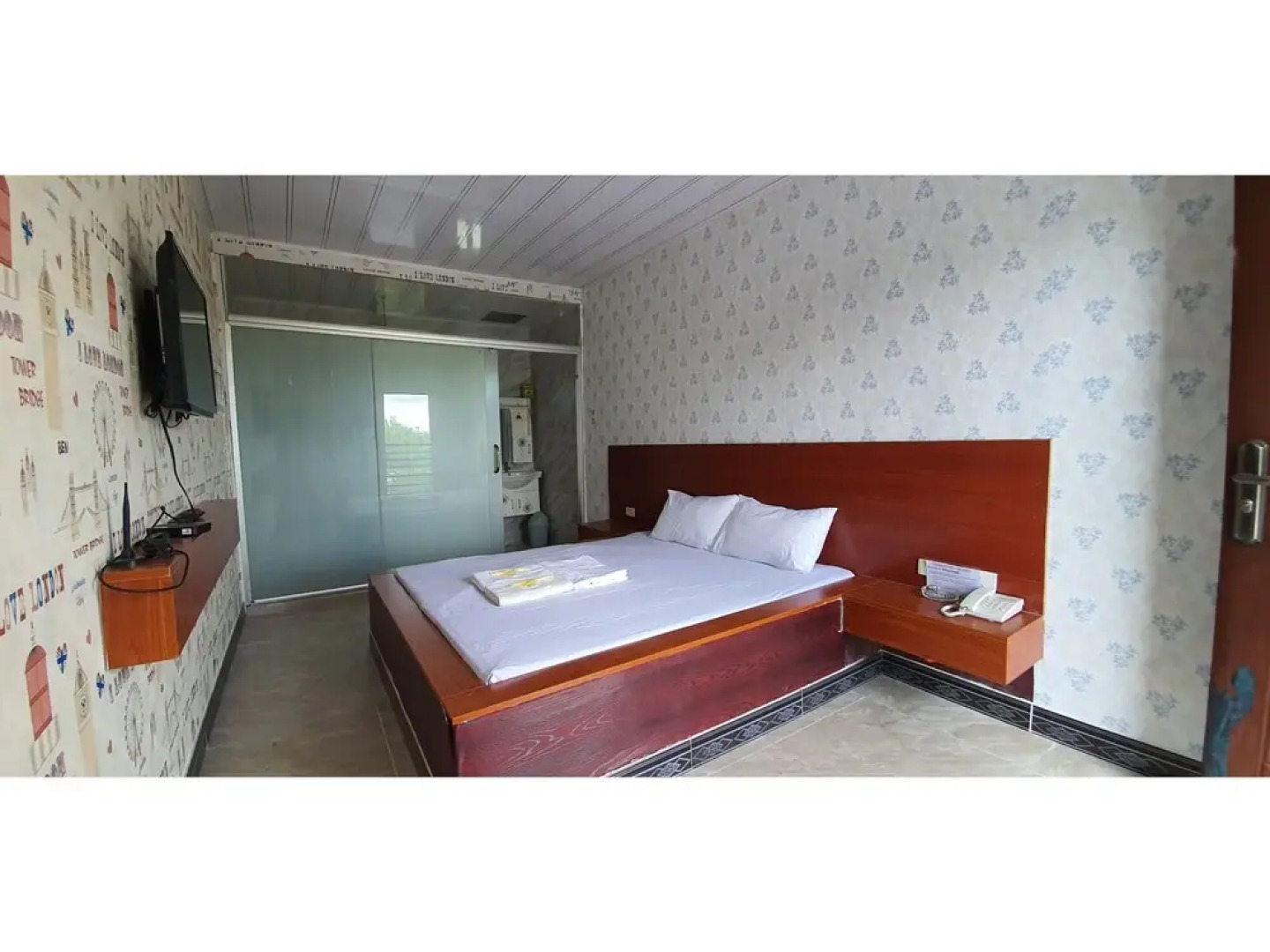 OYO 585 Dragon Pod Hotel And Resort