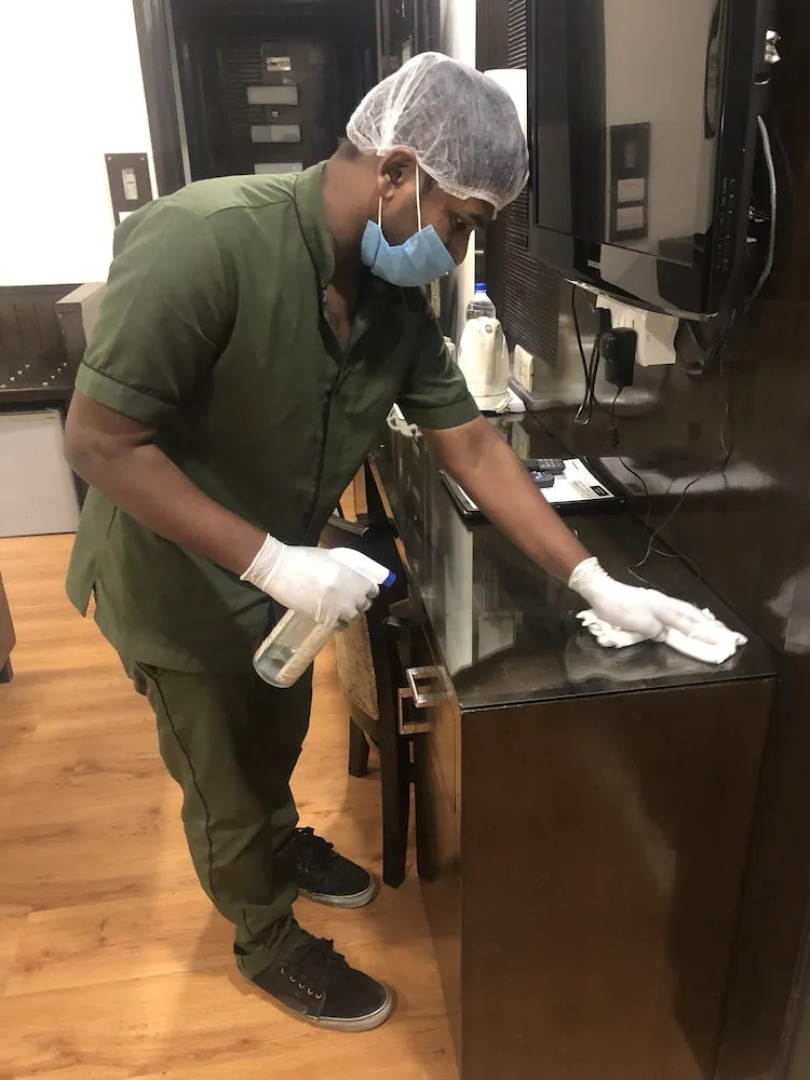 Karon Hotel - Lajpat Nagar