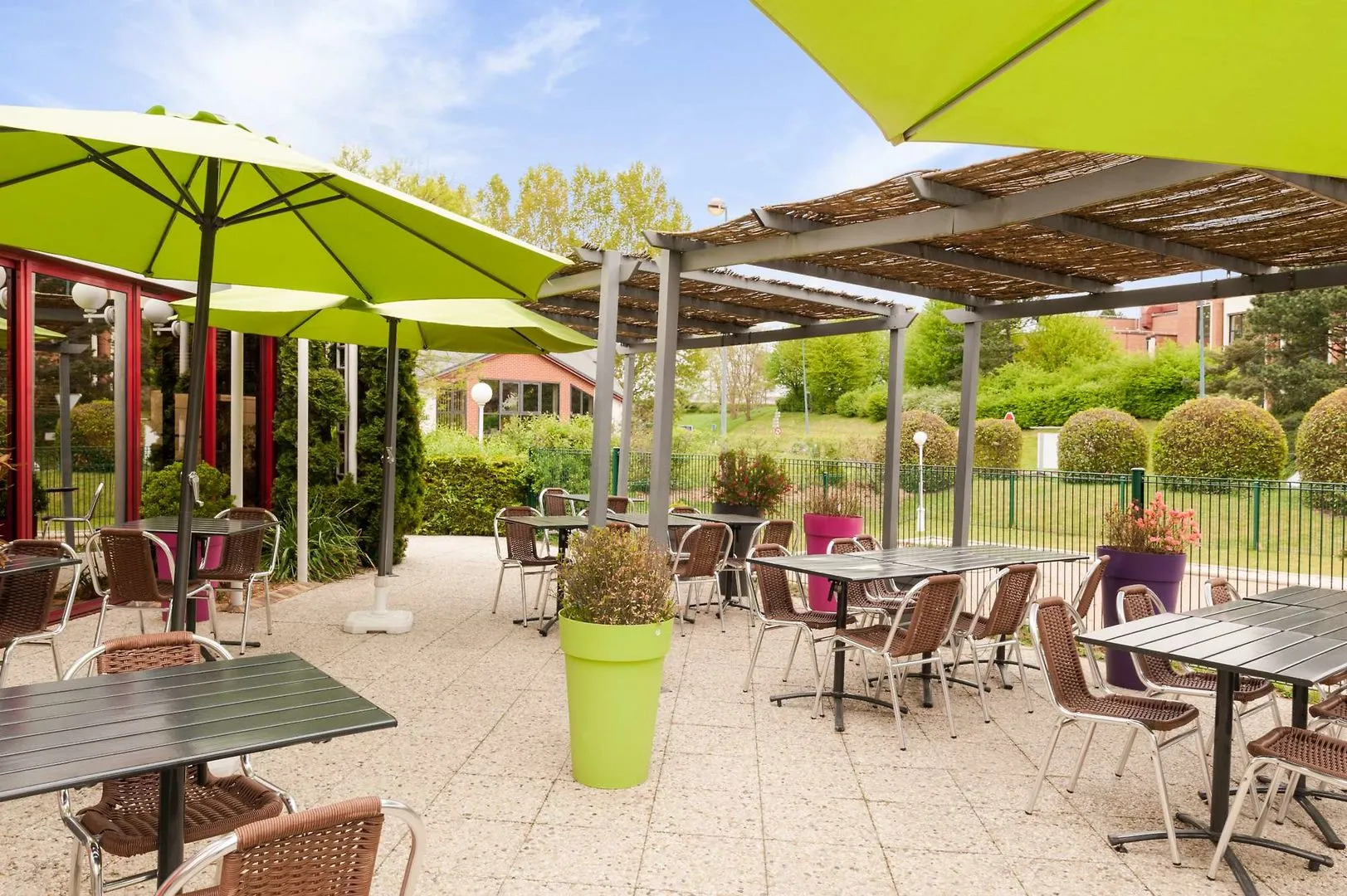 The Originals City, Hôtel Éden