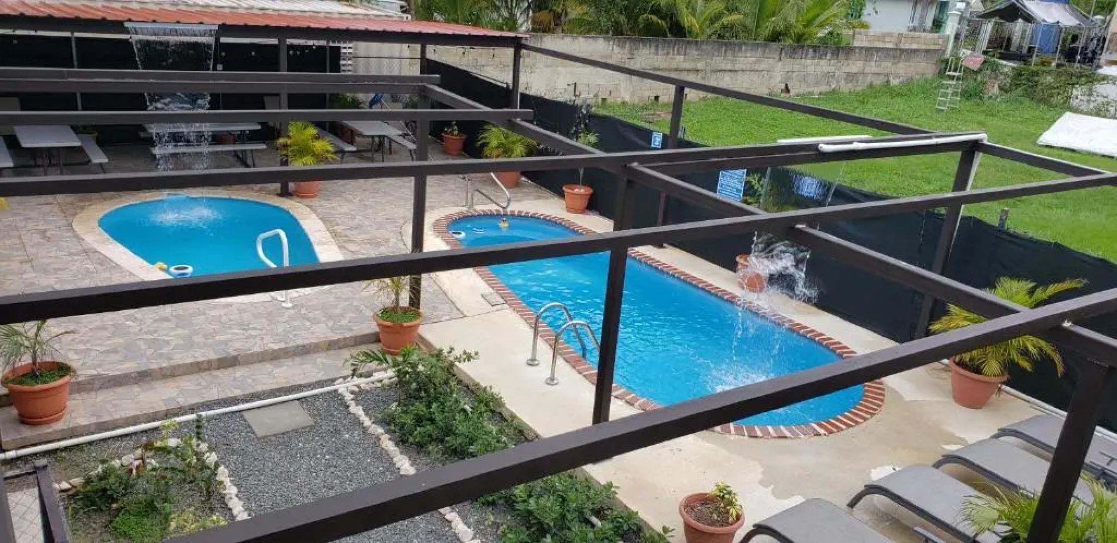 Discovery Beach Apartments