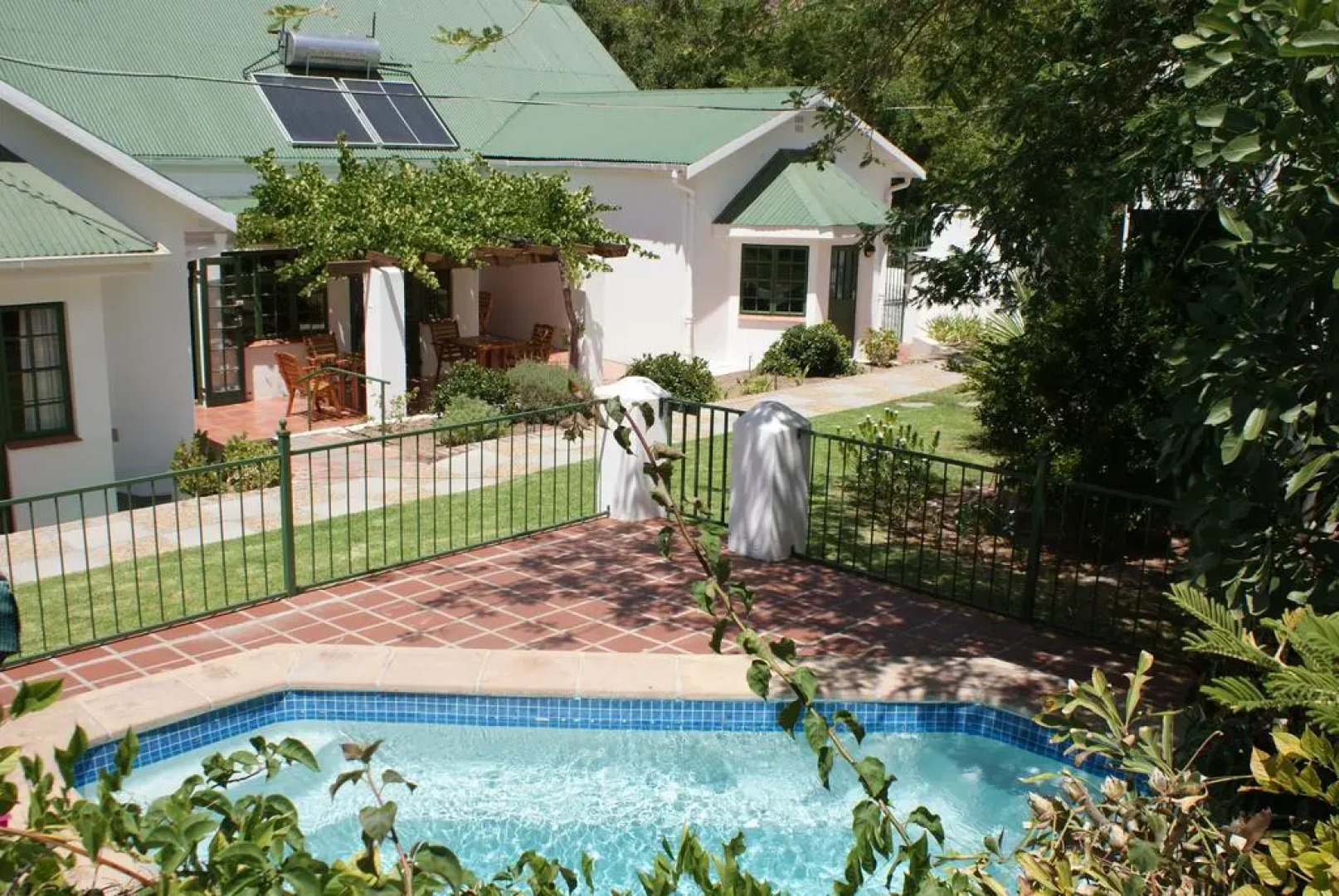 Koo Karoo Guest Lodge and Self Catering