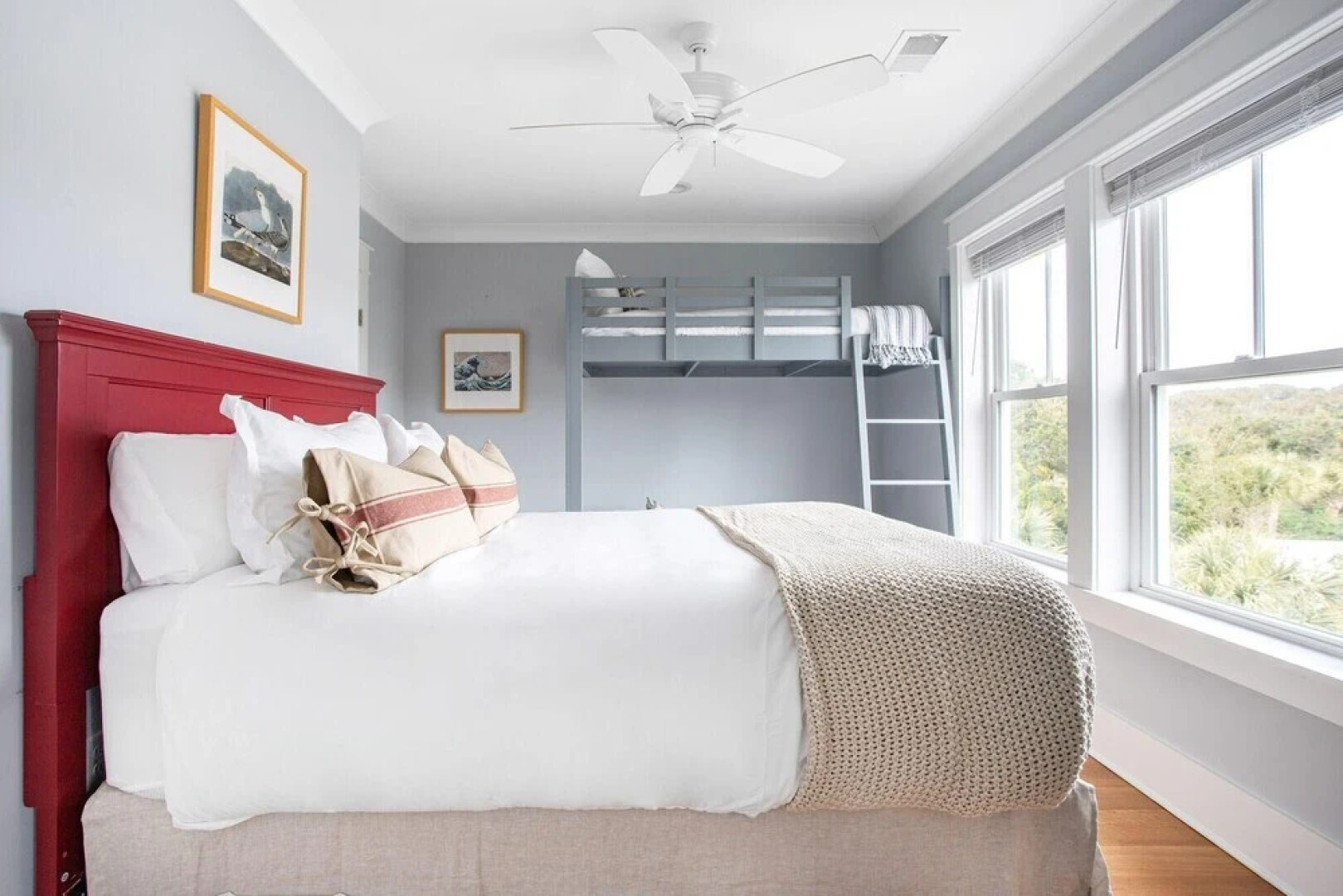 Pelican - Modern Beach Retreat w Patio & Pool