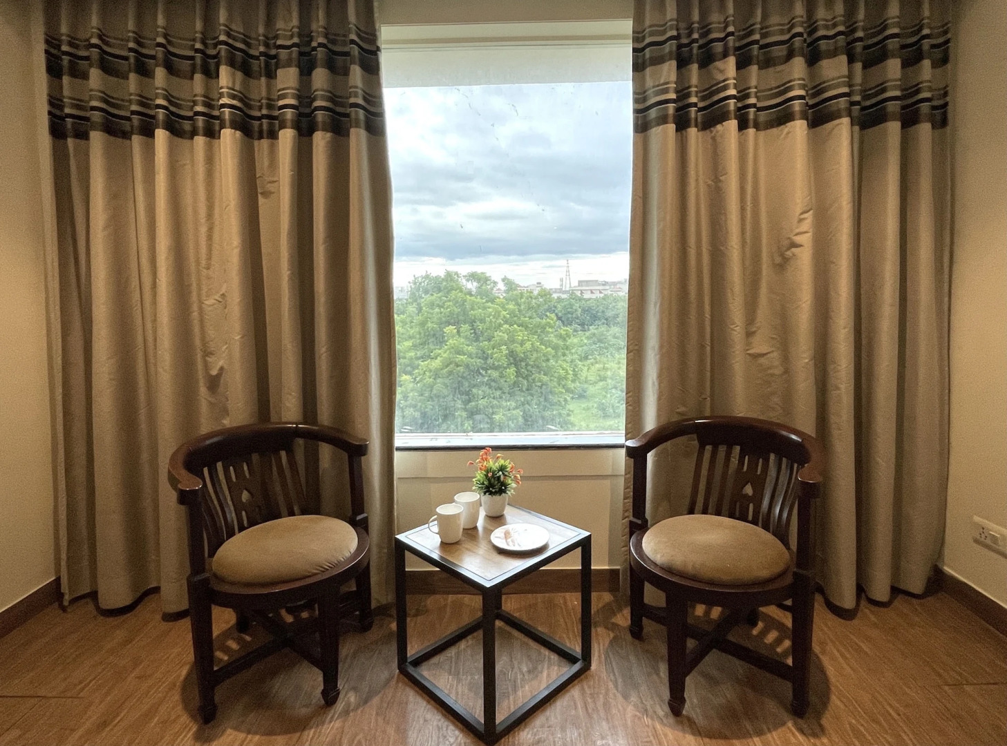 Royale Sarovar Portico Agra