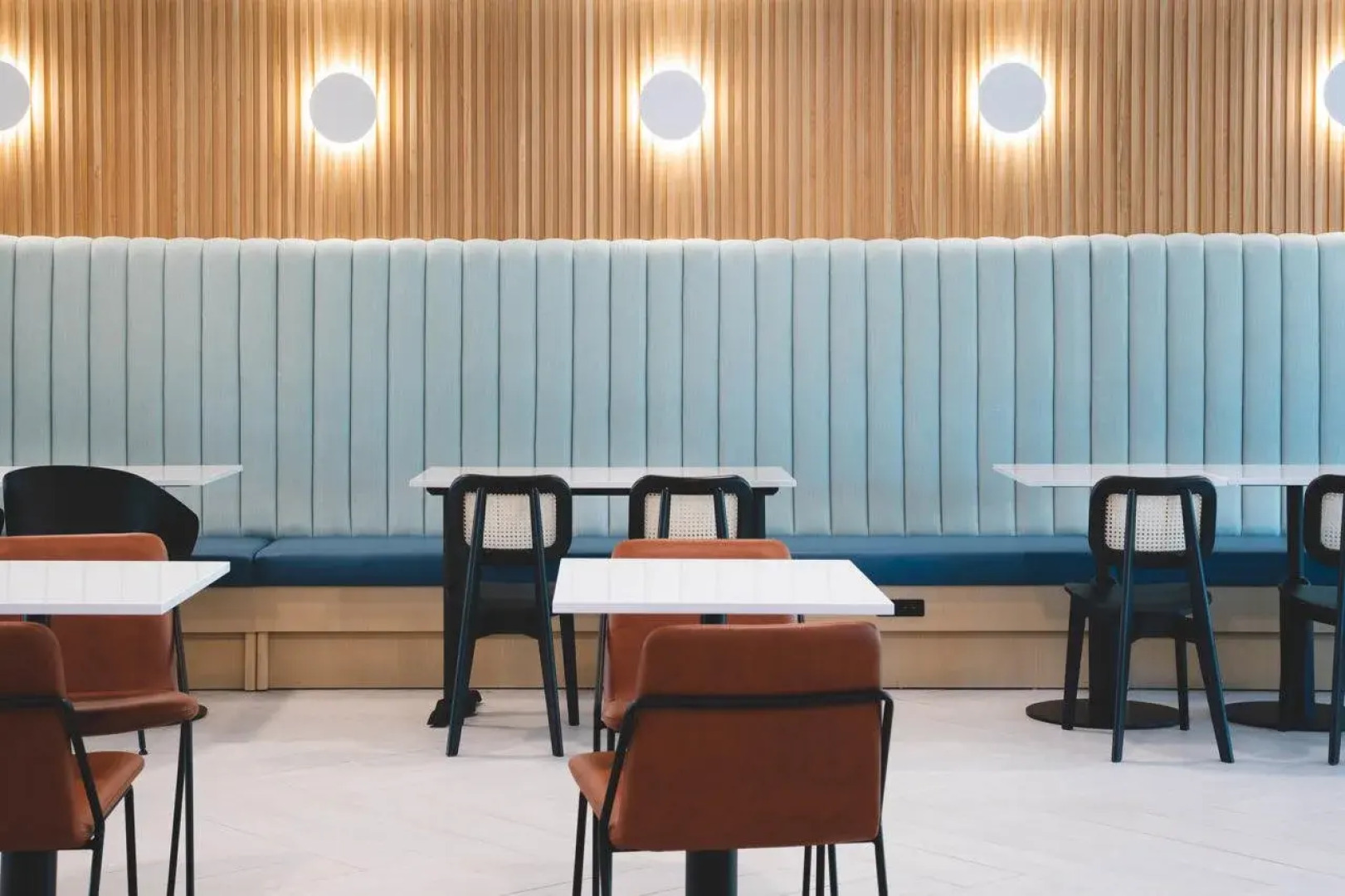 Hampton by Hilton Grand Cayman Seven Mile Beach