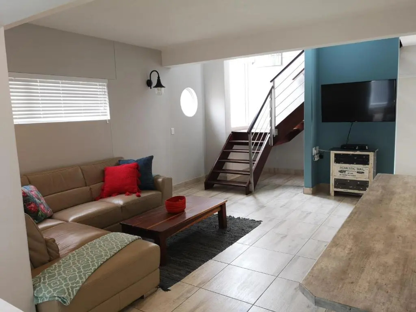 The Waterfront Cottage F12