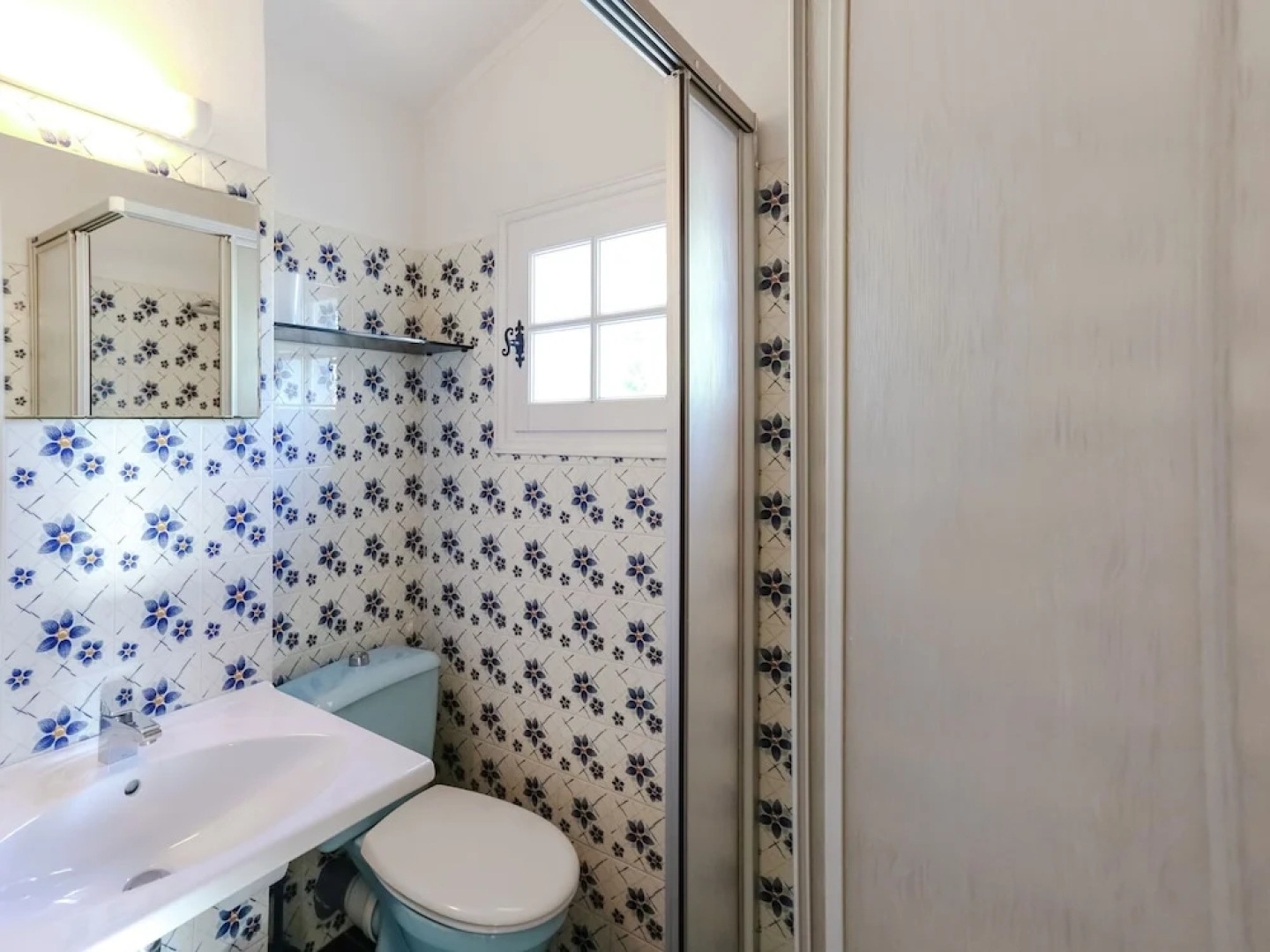 Boutique Holiday Home in Bormes-les-Mimosas with Pool