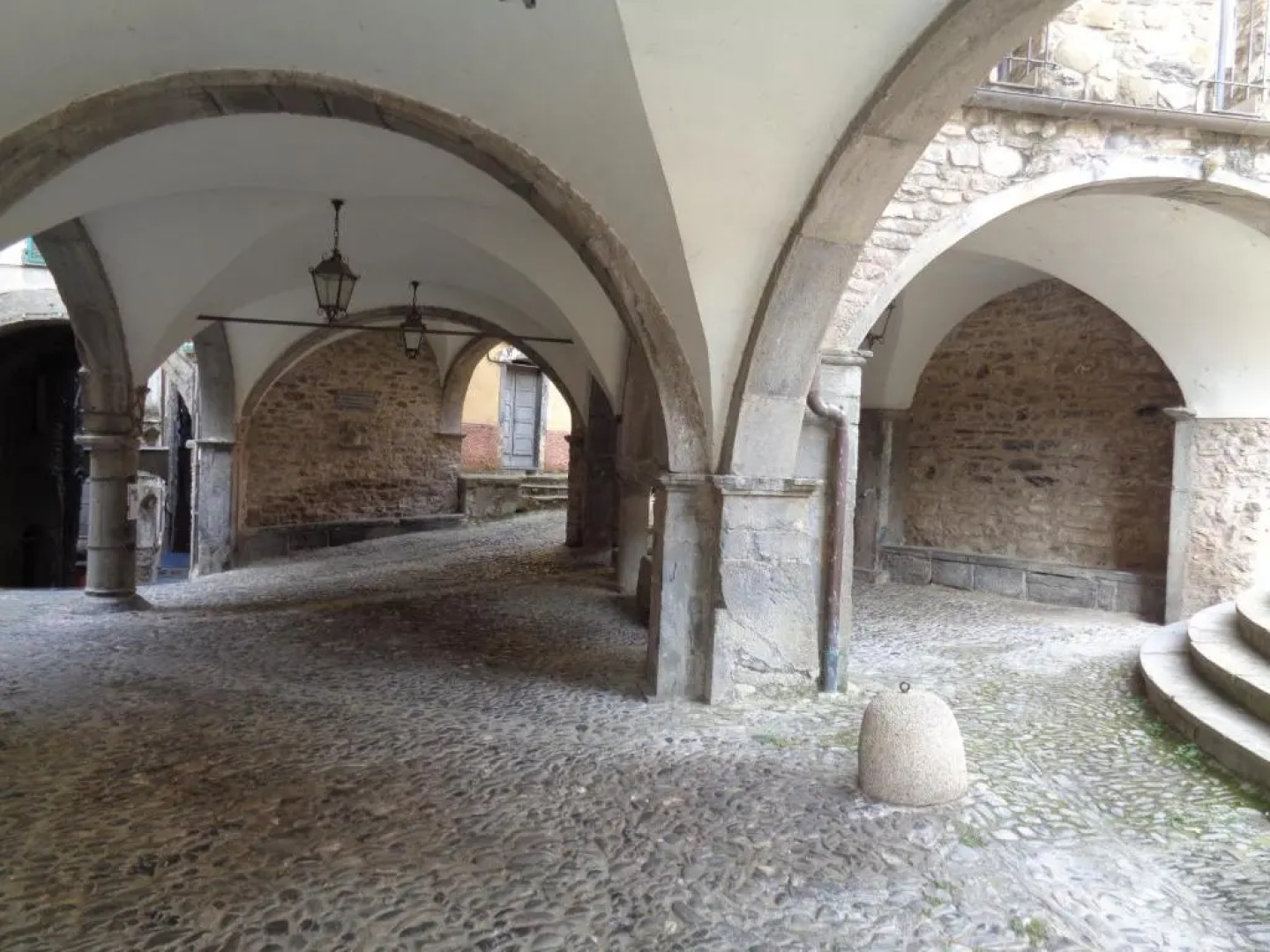 Panoramic Apartment with Balcony and Terrace